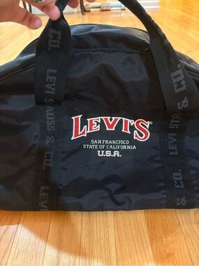Vintage Levis Duffle Bag Black Gym Travel Weekender Carry On Adjustable Strap